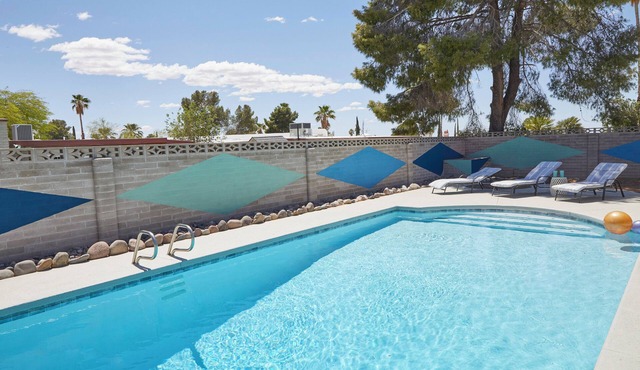 Sonoran Sunset! Rolling Hills paradise with pool!