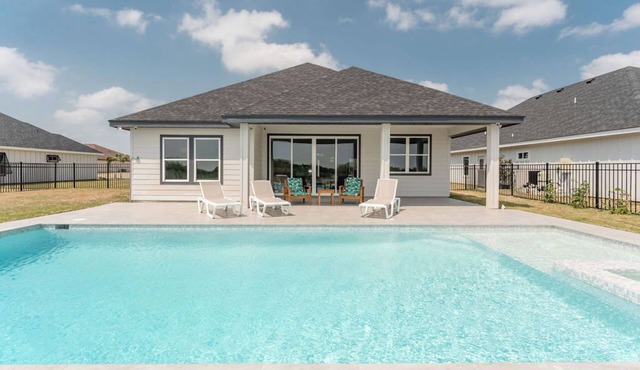 SOUTH PADRE ISLAND ESCAPE TO A BEAUTIFUL HOME
