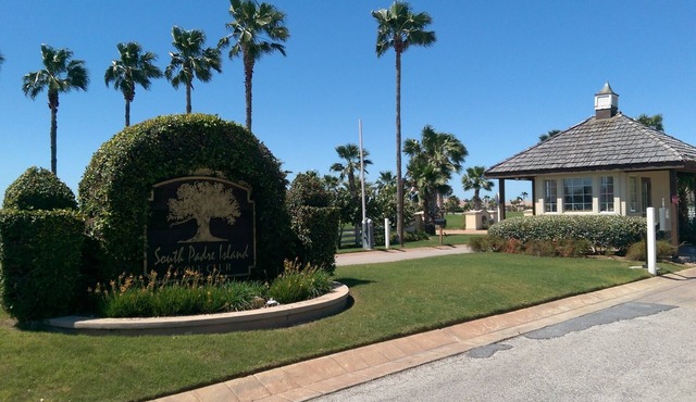 South Padre Island Golf Club. Baja Texas, your friends and family vacation home!