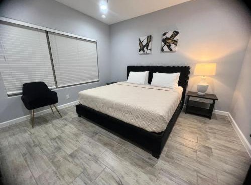 South Texas Getaway King Size & Double Queen
