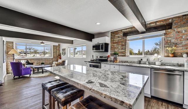 Spacious 1250 Square Feet Completely Remodeled