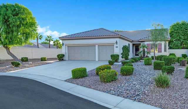 Spacious 2 Bedroom Home at Popular Sun City