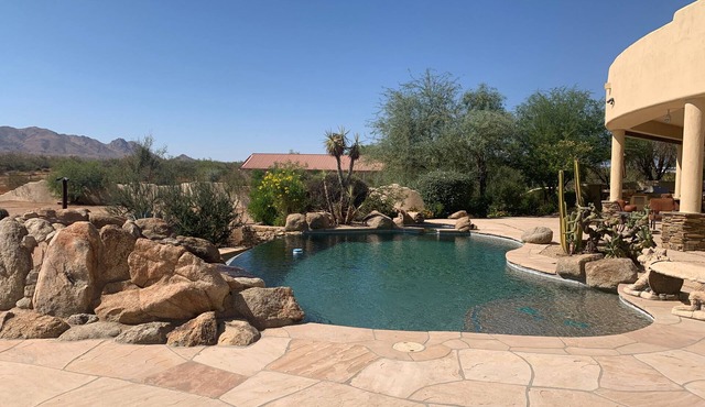Spacious 4-bedroom house bordering McDowell Mountain regional preserve!