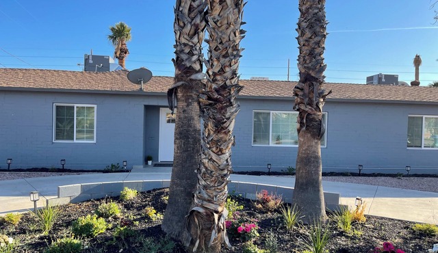 Spacious 4-bedroom house in the historical district of downtown Phoenix