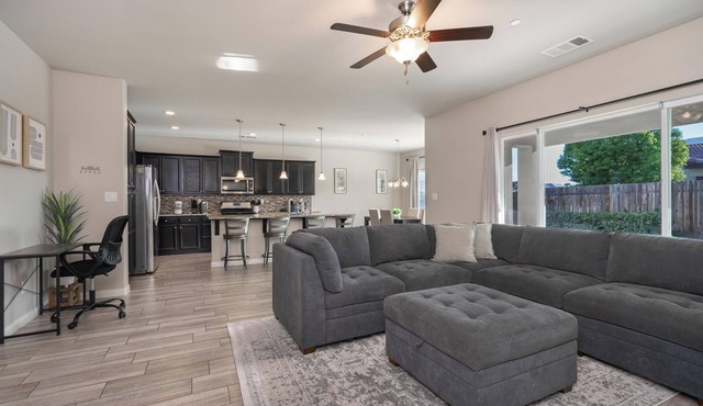 Spacious 4-bedroom house in a phenomenal location