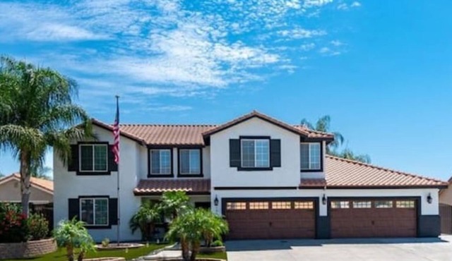Spacious 5-bedroom home for your relaxation needs