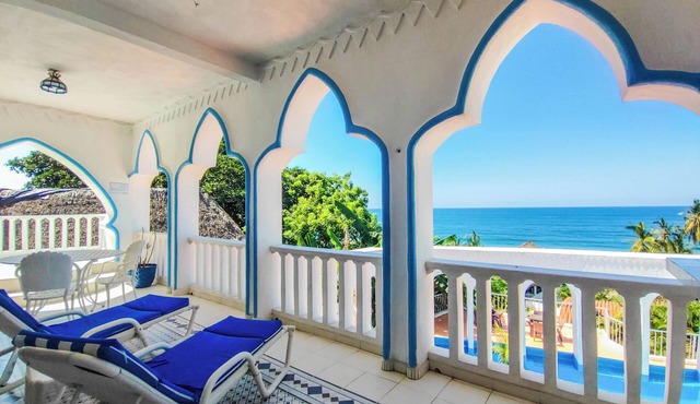 Spacious apartment with terrace and ocean view -Bello Horizonte