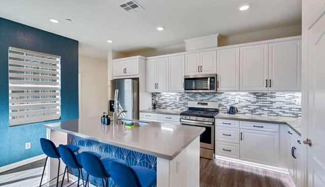 Spacious Chino Stay | Pet Friendly + Near ONT