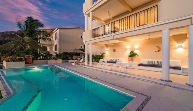 Spacious Oceanfront Condo - Steps to the Beach