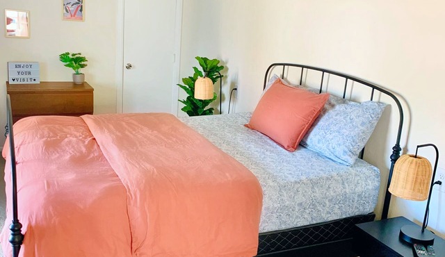 Spacious private studio in Long Beach
