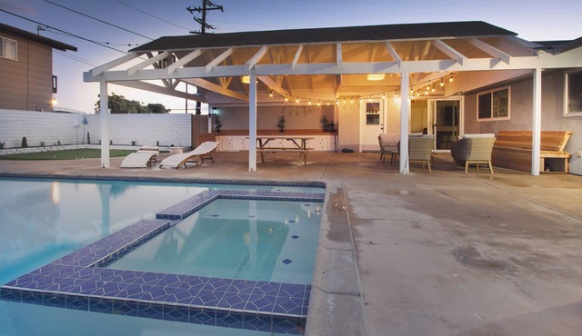 Spacious Saltwater Pool Home Near Disney & Beaches – Sleeps 14+