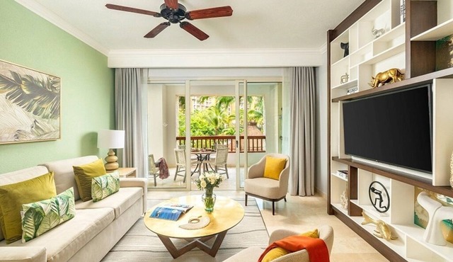 Spacious Two Bedroom Residence at Villa Del Palmar Cancun