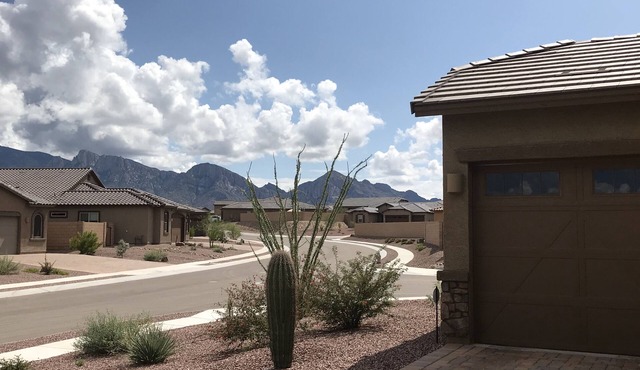 Spacious, Well Appointed, Dog Friendly, Get Away with Mt. Views- Perfect for 2