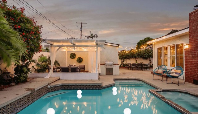 Splash Haven|Heated Pool|Huge Living Area|Games