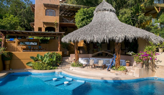 Splendid Villa With an Astonishing View Overlookíng the Bay of Zihua!