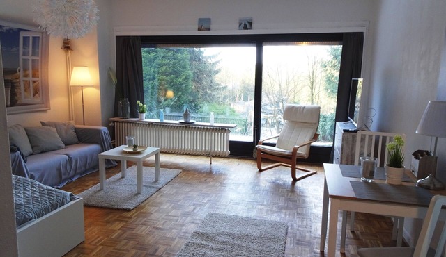 (Staff) feel-good apartment in the rose garden (for one guest)