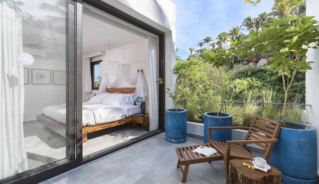 Steps from the Beach Luxury Suite w/Private Pool