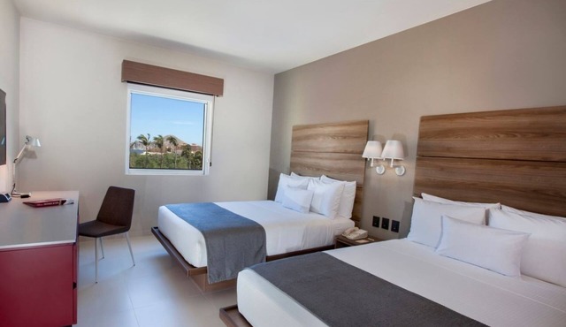 Steps to Medano Beach – 3 Units | Parking & Easy Access to Dining & Marina