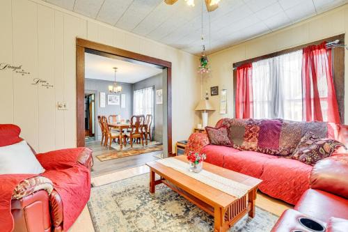 Steps to Root River: Home w/Large Yard!