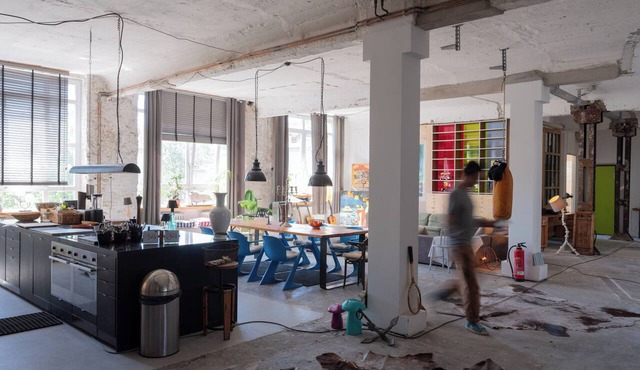 STORAGE LOFT APARTMENT URBAN in Berlin
