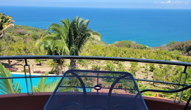 Stunning ocean views in relaxation paradise! Serenity & nature await! Condo #306