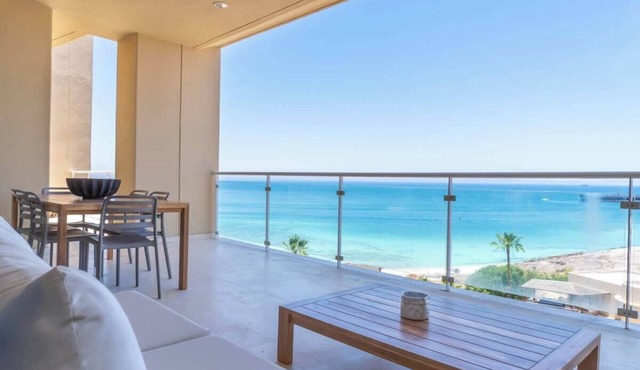 Stunning Ocean View Condo | Beach Club & Golf Cart