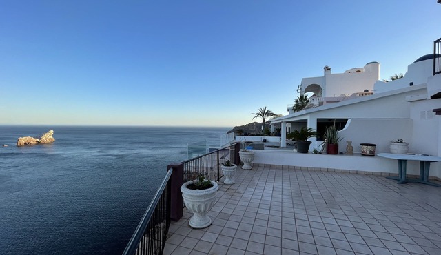 Stunning Panoramic Ocean Views – 4BR House at Caracol Peninsula