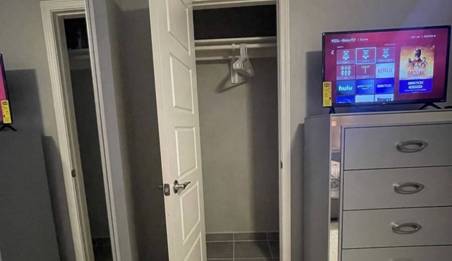 Stylish 2-bedroom unit