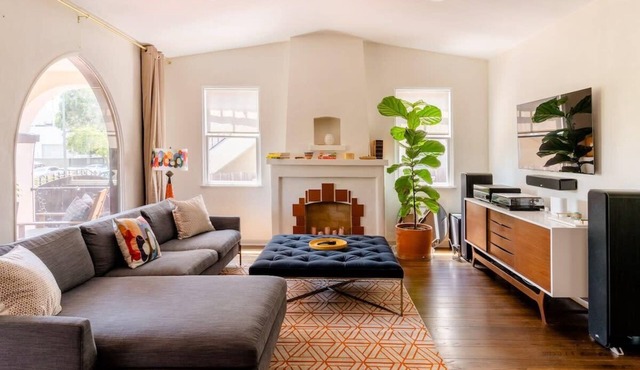 Stylish 2BR Spanish House w/Gated Parking
