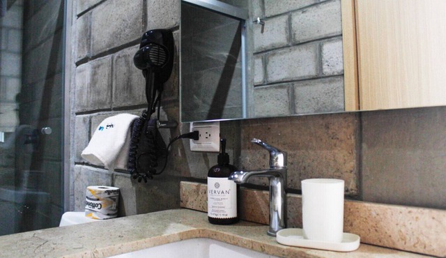 Stylish Authentic Loft w/Gym & Coworking | 1 BD | Tribu Colón