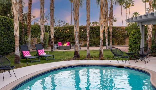 Stylish Palm Springs Home with Pool & Sauna