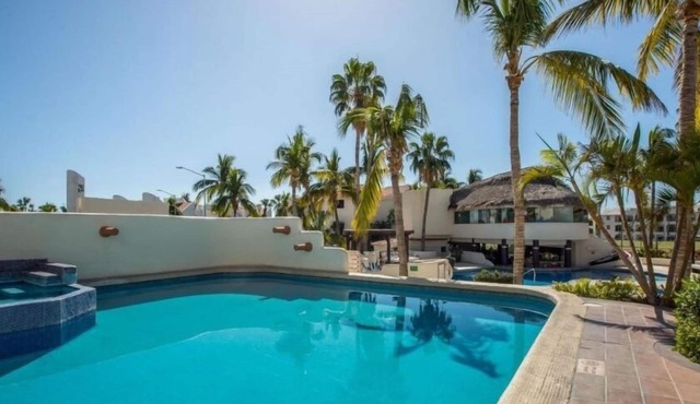 Stylish Studio Near Las Palmas Park