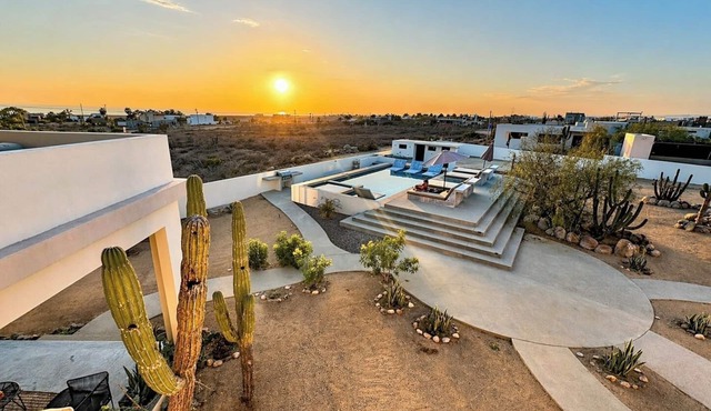 Sun-drenched escape w/sleek saltwater pool