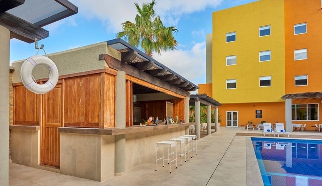 Sun, Sand & Cabo Fun | Walk to Beach, Nightlife & Water Tours - 3 Units