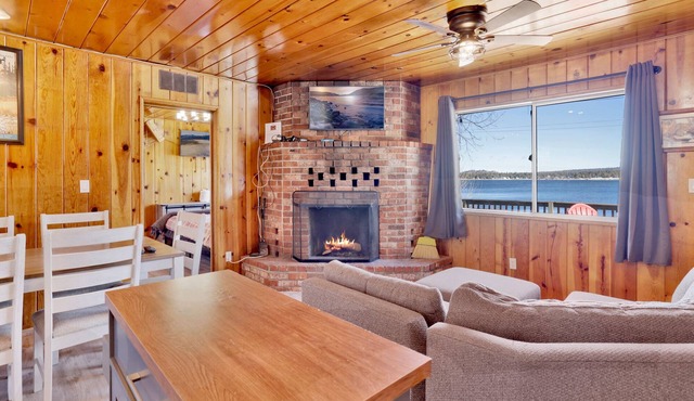 Sunrise Lakefront Family Cabin at Shore Acres Lodge Big Bear