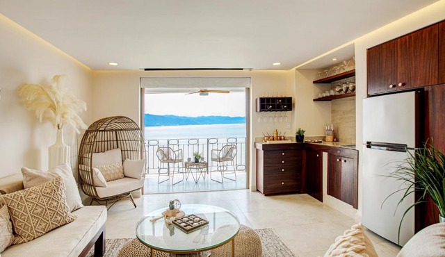 Sunscape Residence Tower