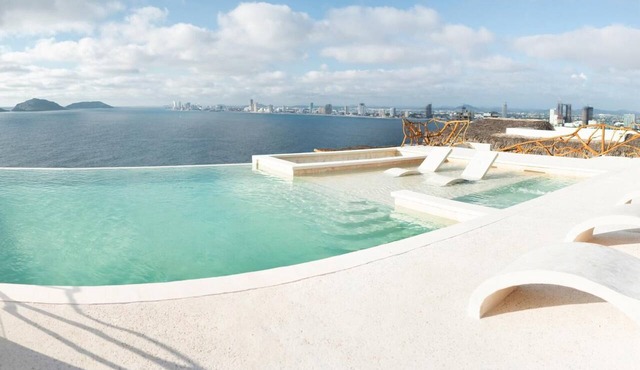 Sunset Mazatlán Rooftop Pool & Breathtaking View
