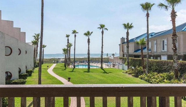 Suntide I Condos W209