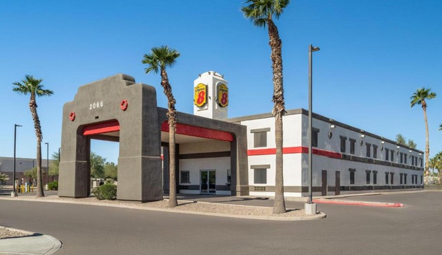 Super 8 by Wyndham Casa Grande