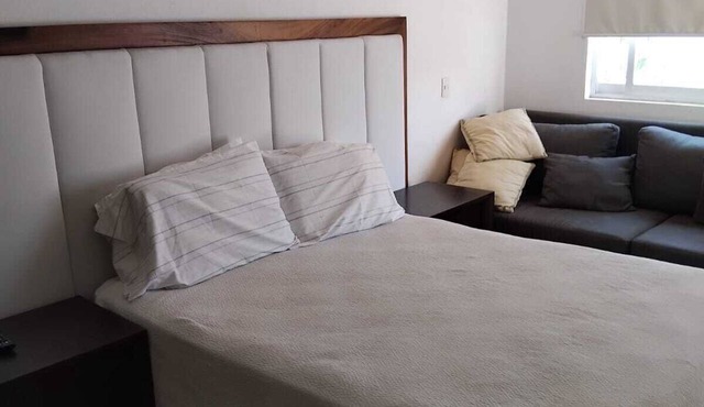 Superb 2-bedroom townhome in charming Mezcales - minutes to beach