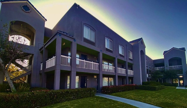 SureStay Hotel by Best Western Ontario Airport