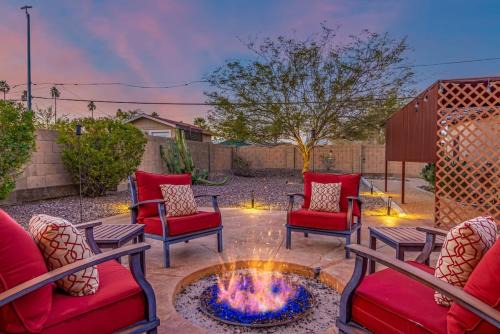 SW Inspired Casa & Casita - 5 Mins to Downtown PHX