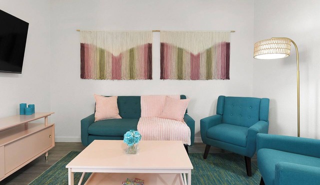 Tempe Urban Retreat 2BR Near ASU & Shops