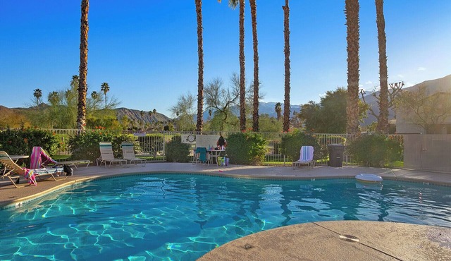 The 1@ Mesquite-Refreshed 1ST FLR 2BR View Condo!