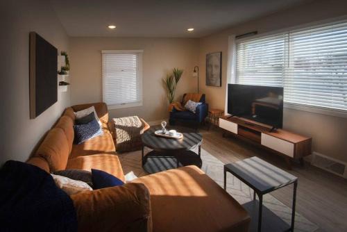 The Cozy Colfax House