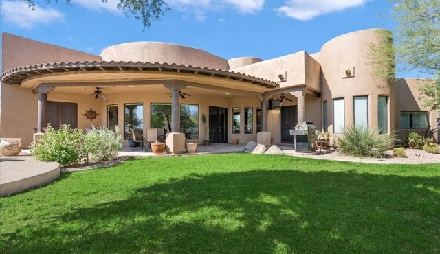 The Genoa House ~ Oasis in the Hills