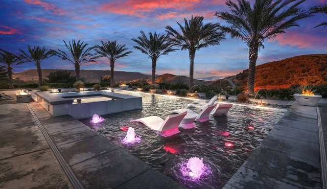 The Iron Mansion 9 Acre Luxurious Private Resort🏝️12000 ft Event Space!
