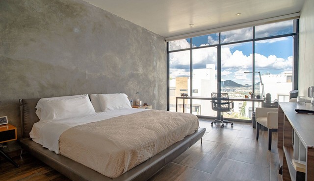 The One Juriquilla W/private Jacuzzi in Rooftop