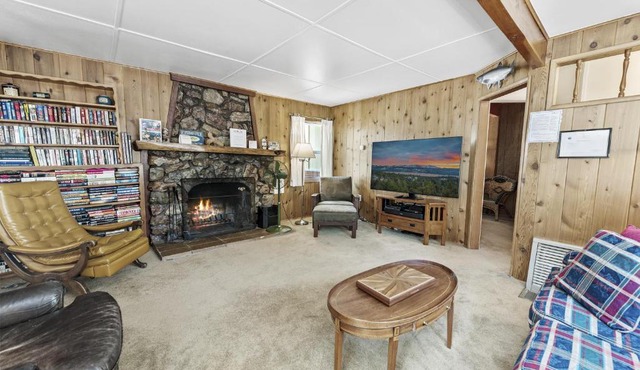 The Petite Cabin