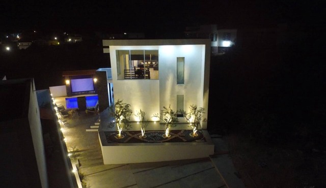 The Scenery, cinema ocean view and pool bar.